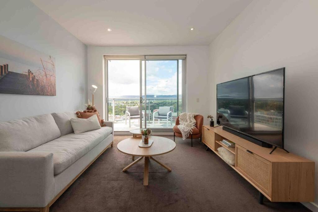City Apartment, Pool & Carpark Adelajda Zewnętrze zdjęcie