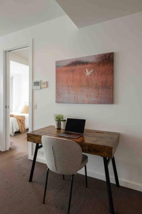 City Apartment, Pool & Carpark Adelajda Zewnętrze zdjęcie